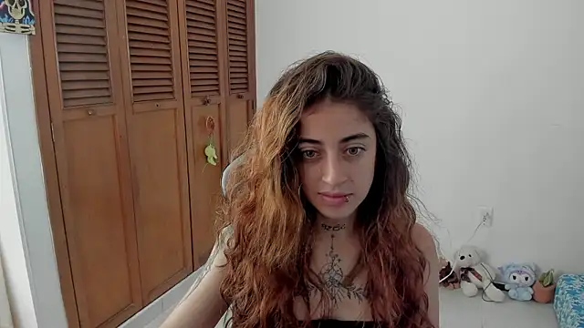 Snapshot of star_shooting8 chatting on March 2026 06:48:01 PM star shooting8 online show from March 2026 06:48:01 PM