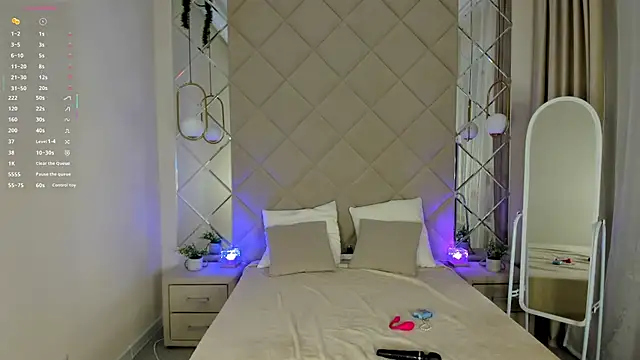 Snapshot of Nelly_Kimm chatting on February 2026 01:04:02 AM Nelly Kimm online show from February 2026 01:04:02 AM