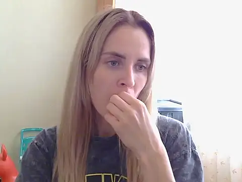 Snapshot of JayeTyler chatting on November 2025 10:47:02 AM JayeTyler online show from November 2025 10:47:02 AM