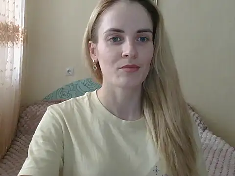 Snapshot of JayeTyler chatting on February 2026 06:33:02 AM JayeTyler online show from February 2026 06:33:02 AM