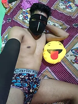 Dassing strip couple online show from October 2025 09:11:01 PM