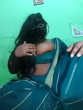 Snapshot of Dassing_strip_couple chatting on February 2026 08:01:02 PM Dassing strip couple online show from February 2026 08:01:02 PM