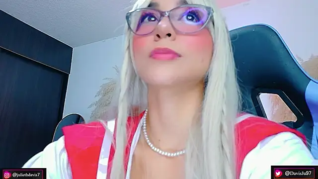 JulietaDavis online show from April 2026 02:16:01 AM