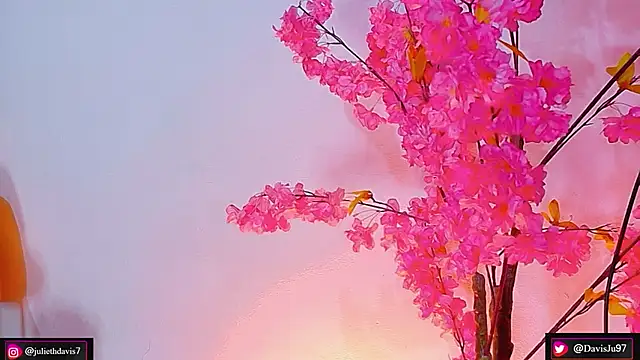 JulietaDavis online show from June 2026 09:44:02 AM