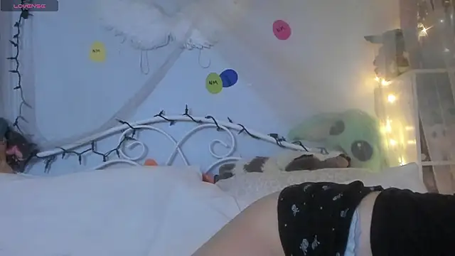 Snapshot of bunnyislewd chatting on March 2026 04:07:02 AM bunnyislewd online show from March 2026 04:07:02 AM