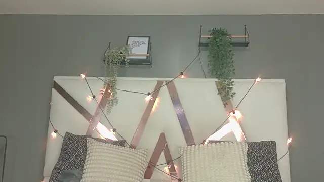 JenaCooper  online show from April 2026 02:50:02 AM