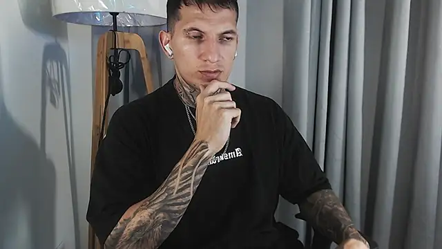 Shane Clay online show from September 2025 10:21:02 PM