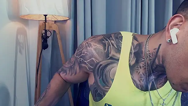 Shane Clay online show from September 2025 10:32:02 PM