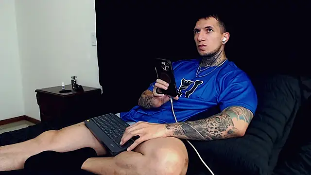 Shane Clay online show from October 2025 08:49:01 PM