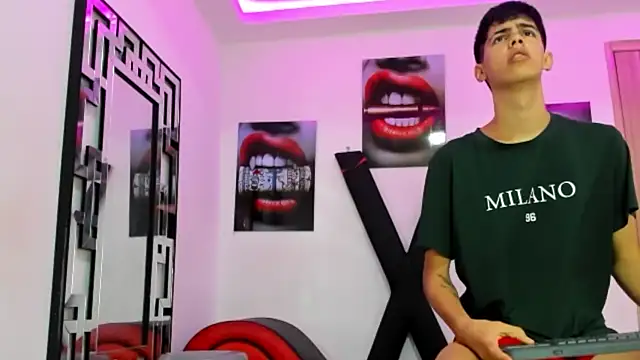 TWINKS FRIENDS online show from October 2025 07:20:02 AM