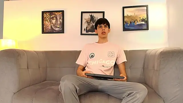 TWINKS FRIENDS online show from March 2026 01:11:02 PM