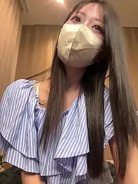 Snapshot of OSUSHI-CHAN chatting on July 2026 05:55:02 PM OSUSHI-CHAN online show from July 2026 05:55:02 PM
