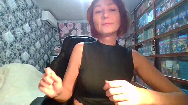 Pline1 online show from November 2025 09:58:02 PM