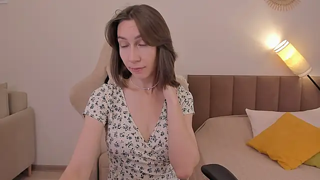 GoodGlamorGirl online show from October 2025 03:58:01 AM