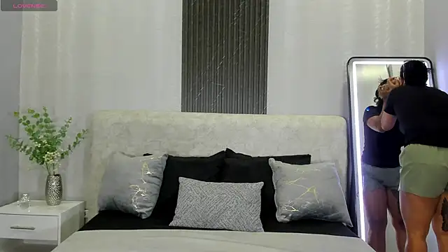 Snapshot of zoe_martins_ chatting on July 2026 01:14:02 PM zoe martins online show from July 2026 01:14:02 PM
