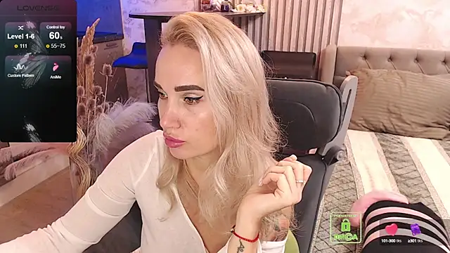 FreeBerryMILF online show from October 2025 03:12:02 PM