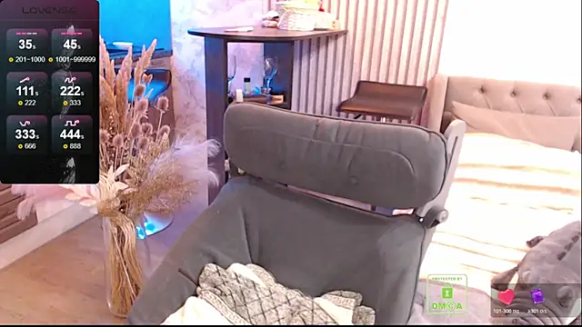 Snapshot of FreeBerryMILF chatting on April 2026 08:37:01 PM FreeBerryMILF online show from April 2026 08:37:01 PM