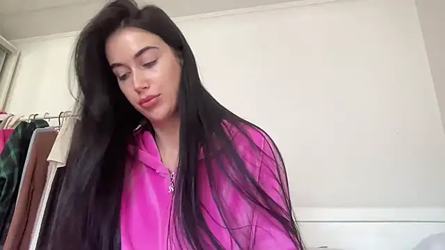 Snapshot of Talyo19 chatting on September 2025 09:25:02 AM Talyo19 online show from September 2025 09:25:02 AM