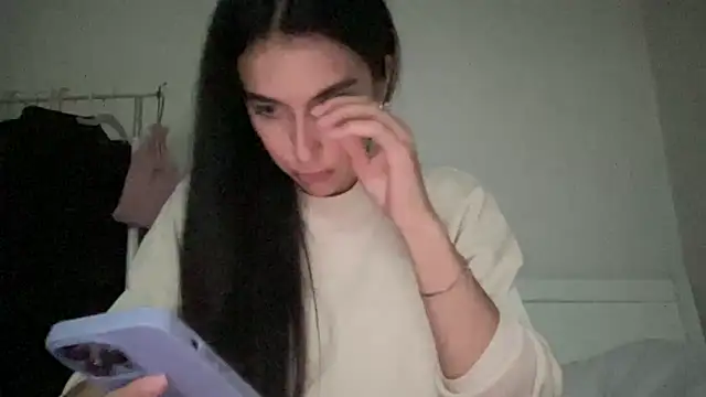 Snapshot of Talyo19 chatting on October 2025 02:47:02 PM Talyo19 online show from October 2025 02:47:02 PM