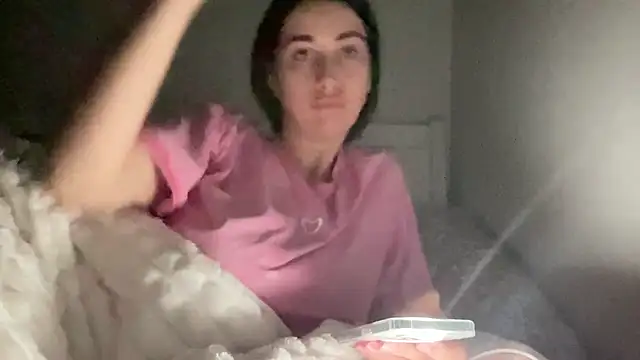 Snapshot of Talyo19 chatting on October 2025 09:55:02 PM Talyo19 online show from October 2025 09:55:02 PM