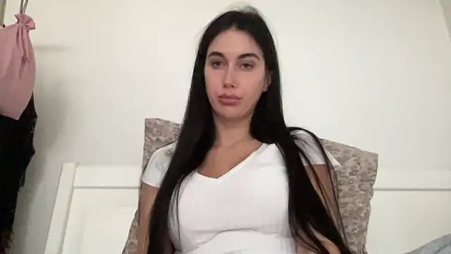 Snapshot of Talyo19 chatting on November 2025 12:16:01 PM Talyo19 online show from November 2025 12:16:01 PM