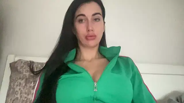 Snapshot of Talyo19 chatting on November 2025 12:27:01 PM Talyo19 online show from November 2025 12:27:01 PM