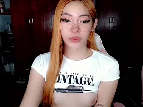 Miss hornydolly online show from December 2025 11:04:02 AM