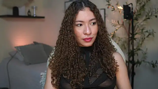 isabella-garcia- online show from July 2026 01:24:01 PM