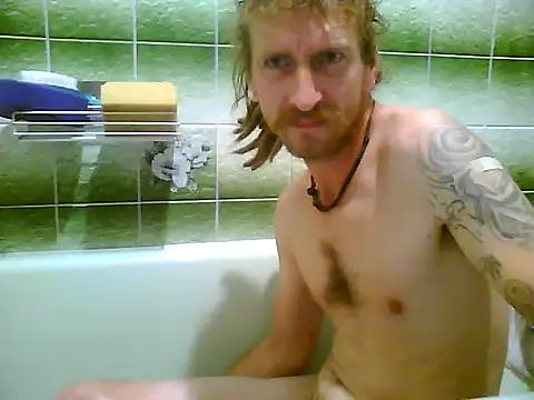 Snapshot of KokosMartin chatting on September 2025 08:31:01 PM KokosMartin online show from September 2025 08:31:01 PM