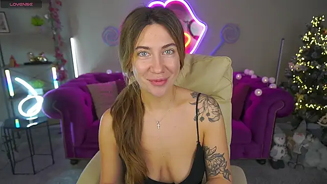 KateShanny online show from December 2025 07:15:02 AM