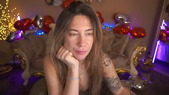 Snapshot of KateShanny chatting on February 2026 06:53:02 AM KateShanny online show from February 2026 06:53:02 AM