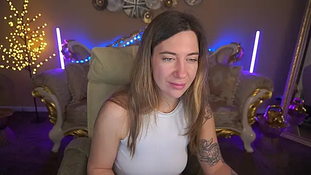 Snapshot of KateShanny chatting on March 2026 07:10:01 AM KateShanny online show from March 2026 07:10:01 AM