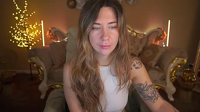 Snapshot of KateShanny chatting on March 2026 06:52:01 AM KateShanny online show from March 2026 06:52:01 AM