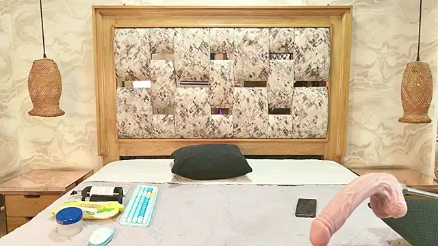 ZOLEY WATSON online show from March 2026 03:09:01 AM