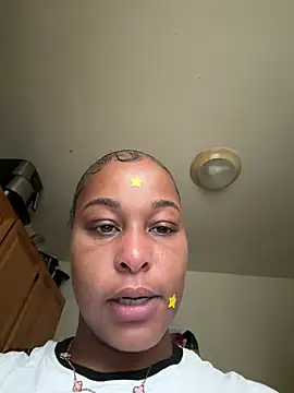 Snapshot of yummy0322 chatting on November 2025 01:33:02 PM yummy0322 online show from November 2025 01:33:02 PM