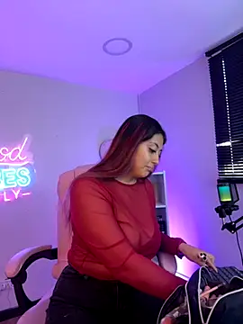 Aphriil   online show from October 2025 12:36:02 PM