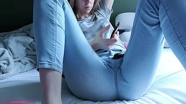 Eveline Beauty Kitty online show from April 2026 04:52:02 PM