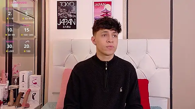 Axel  Evans online show from December 2025 01:05:02 PM