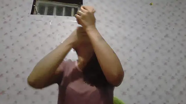 Roselingalvis13 online show from March 2026 02:52:02 AM