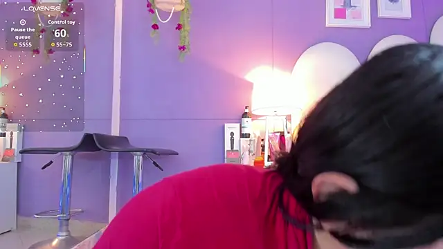 my aleja  online show from November 2025 02:44:01 PM