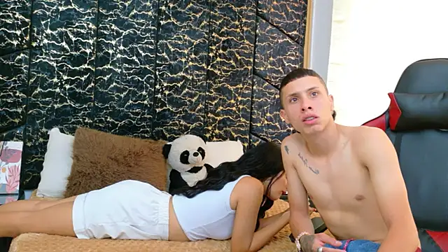 CattyANDnicky online show from September 2025 01:00:02 PM