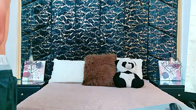 CattyANDnicky online show from October 2025 01:08:02 PM