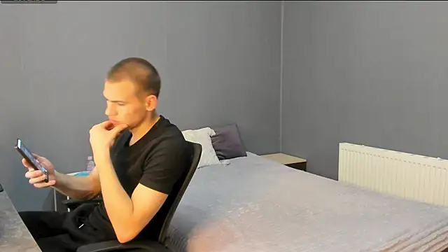 Garden of Eden  online show from November 2025 04:22:02 AM