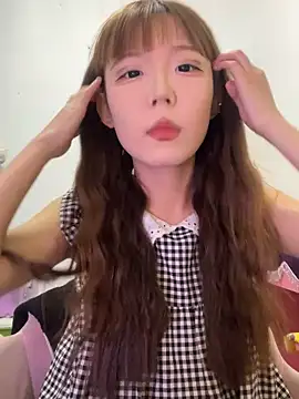 D-033 online show from October 2025 02:26:02 PM