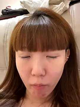 D-033 online show from December 2025 07:24:01 AM