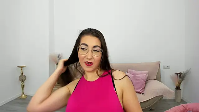 Kylie Kathy online show from September 2025 06:53:02 PM