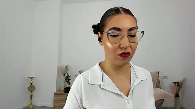 Kylie Kathy online show from September 2025 06:11:02 PM