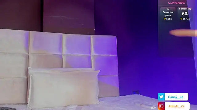 Abby   02 online show from April 2026 01:23:01 PM