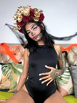 TweetiePieXXX online show from October 2025 10:06:02 PM