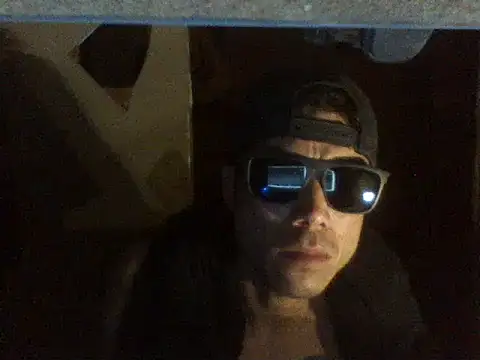 Lunaty00 online show from April 2026 07:40:01 AM